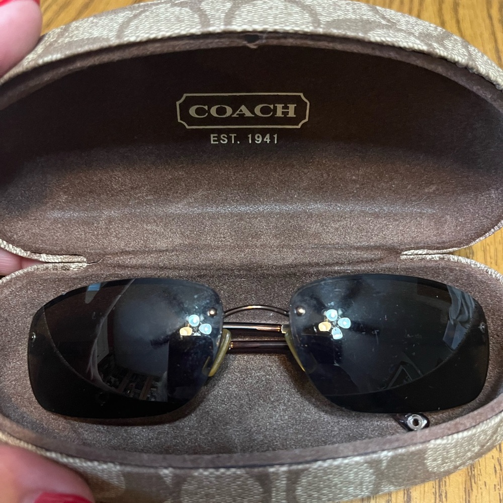 Coach Black and tortoise Aviator Sunglasses with Metal Frame Taylor - with case. - Picture 5 of 6